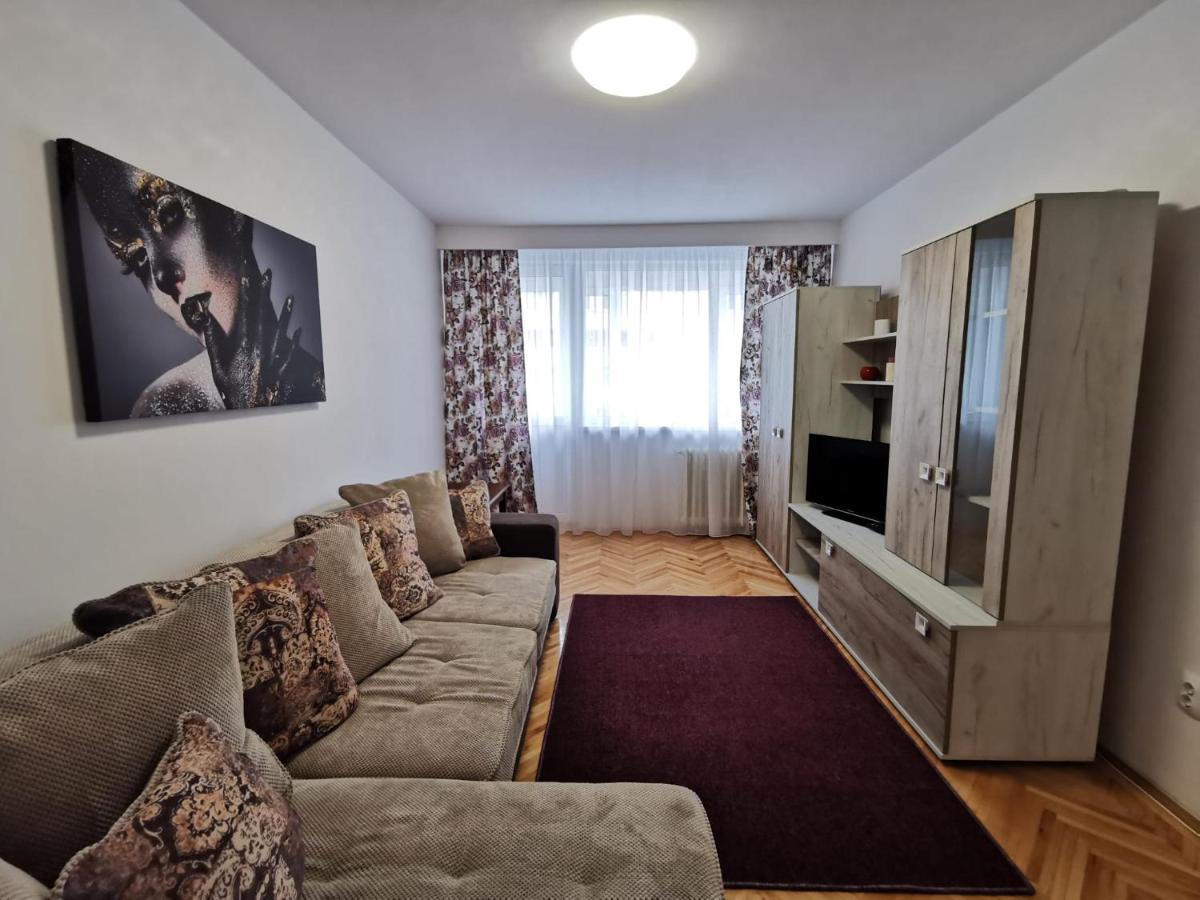 Apartament Carla-Maria Deva Exteriér fotografie